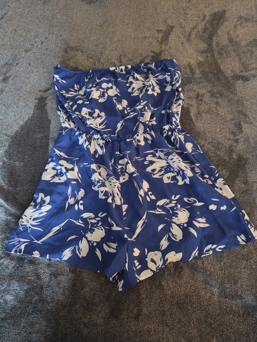 Floral Strapless Romper Size Xl